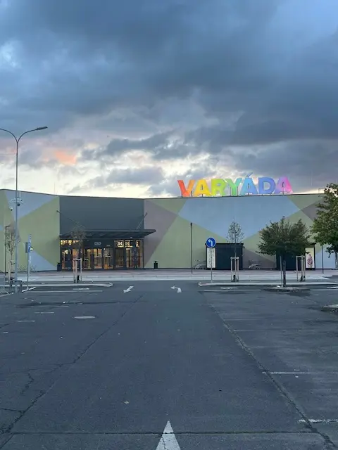 OC Varyáda, Karlovy Vary